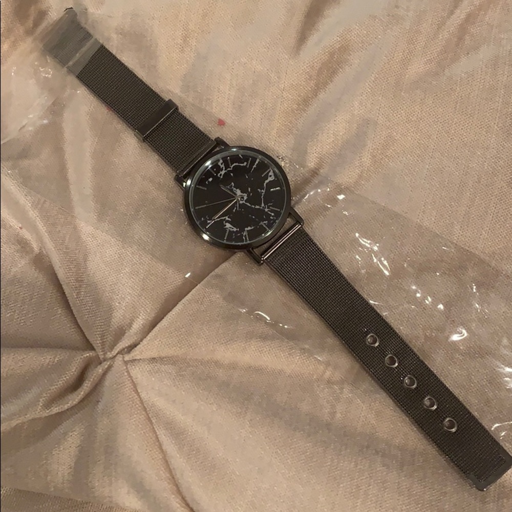 Black Marble Watch - Picture 3 of 4